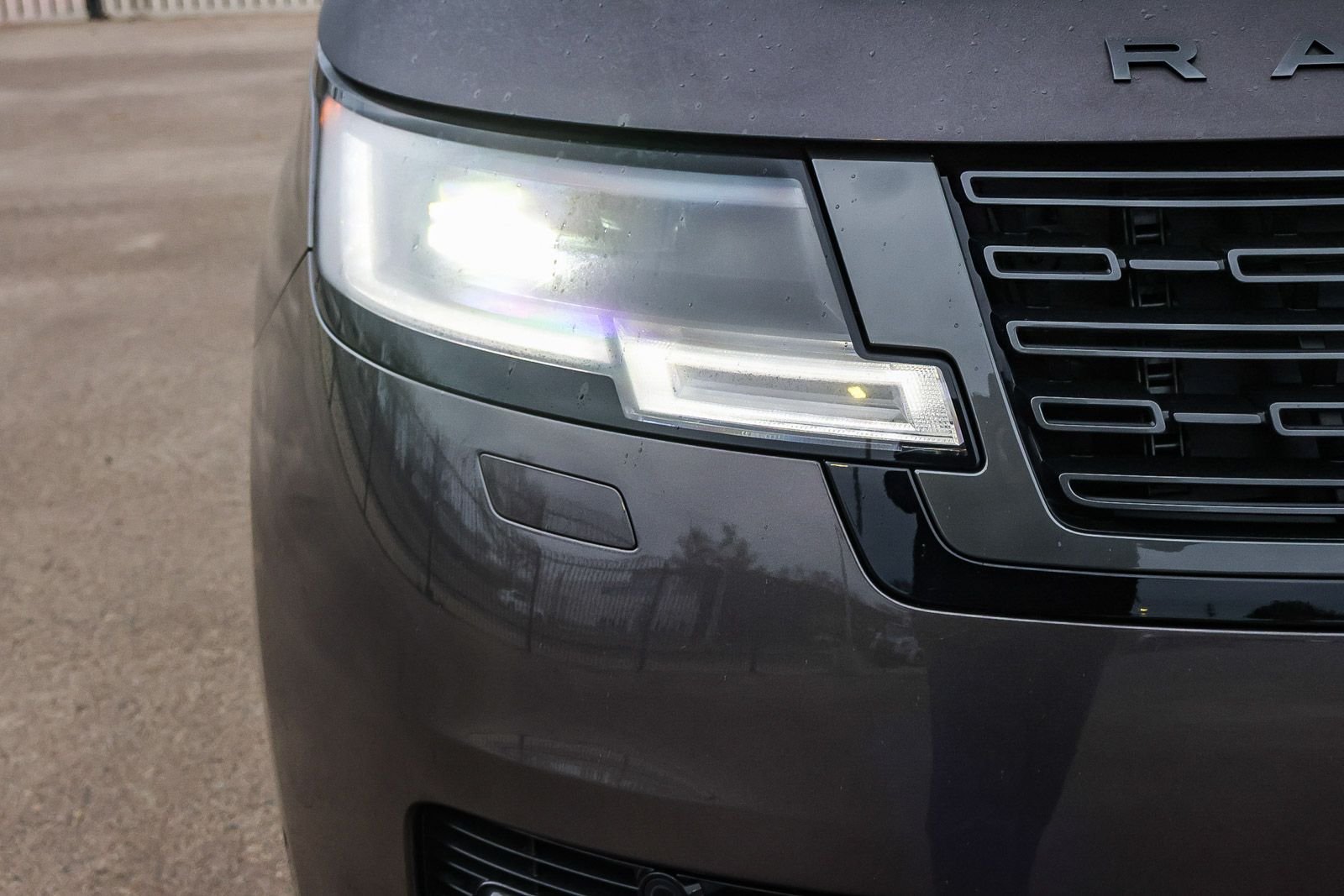 2026 Land Rover Range Rover SE - Photo 15