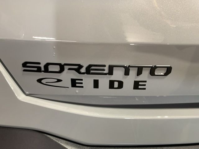 Used 2026 Gray Kia X-Line EX image 18
