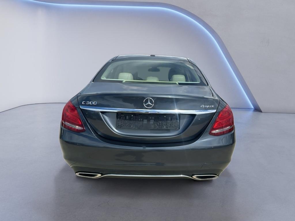 Used 2015 Steel Gray Metallic Mercedes-Benz Luxury image 7