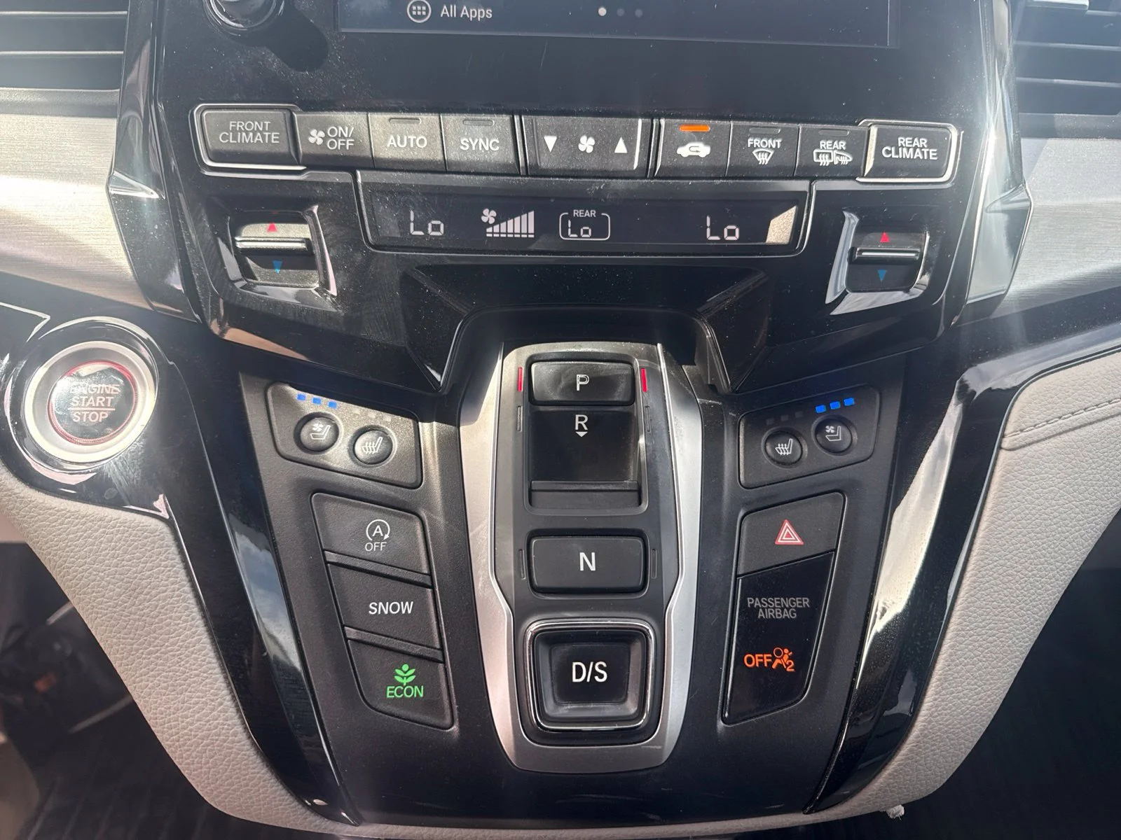Used 2018 Silver Honda Elite image 20