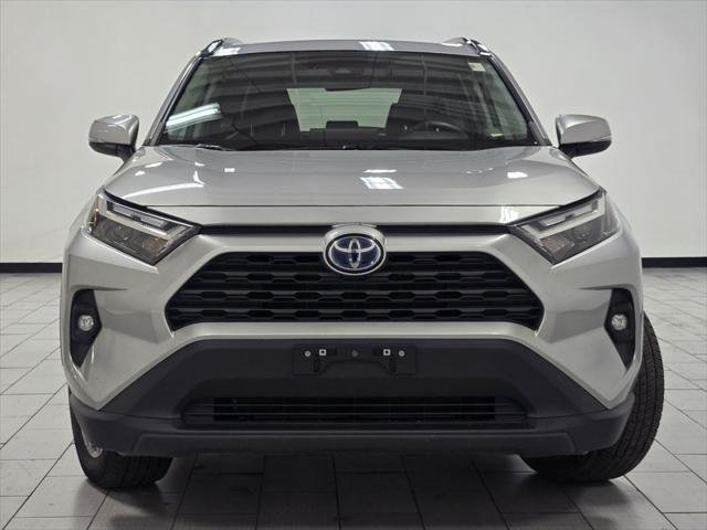 Certified Used 2022 SILVER SKY METALLIC Toyota  image 12