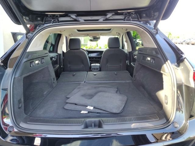 Used 2023 Black Buick Essence image 29