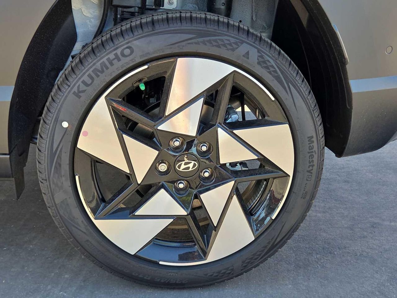 New 2026 Atlas White Hyundai Limited AWD image 12