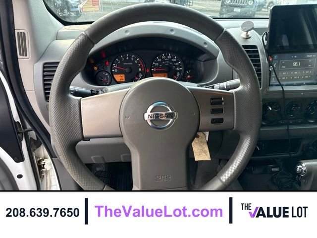 Used 2006 White Nissan SE image 19