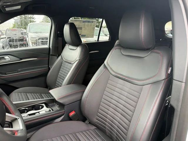 New 2026 Space White Metallic Ford ST-Line image 88