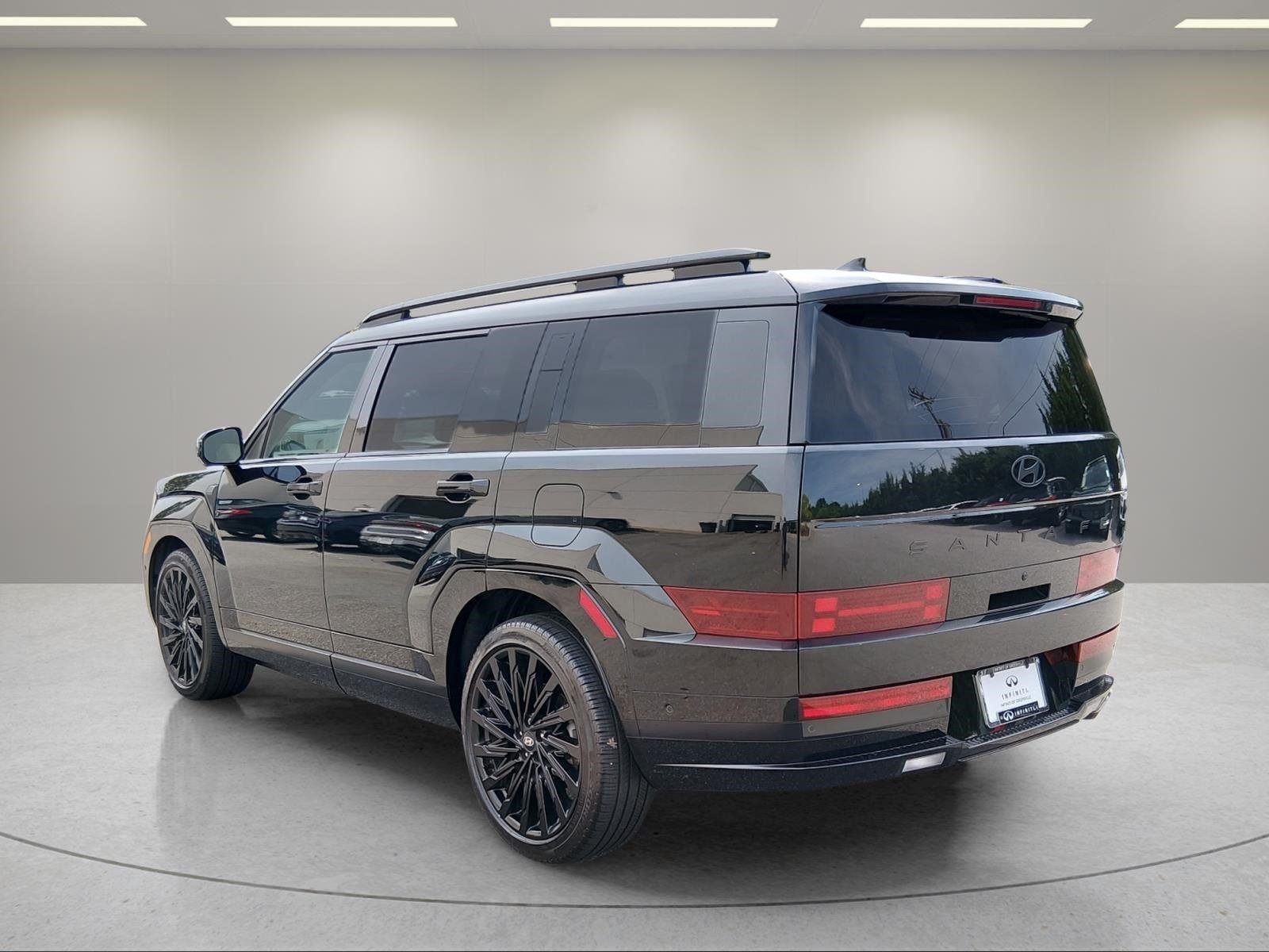 Used 2024 Phantom Black Hyundai Calligraphy image 6
