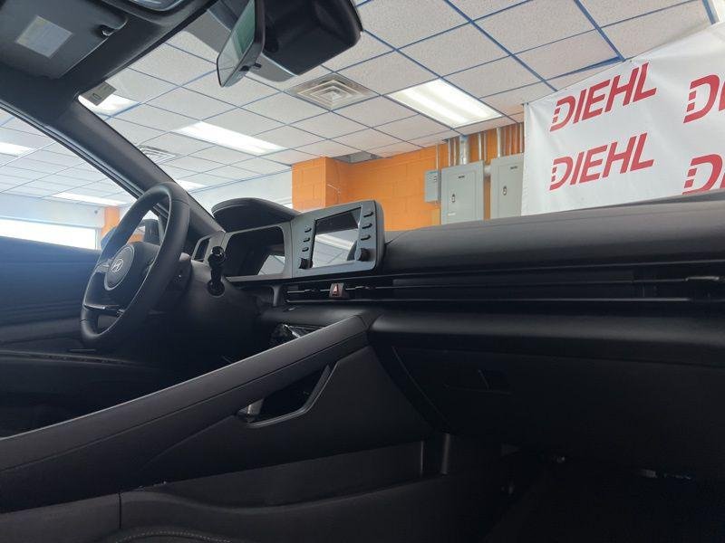 New 2026 White Hyundai SEL Sport image 14