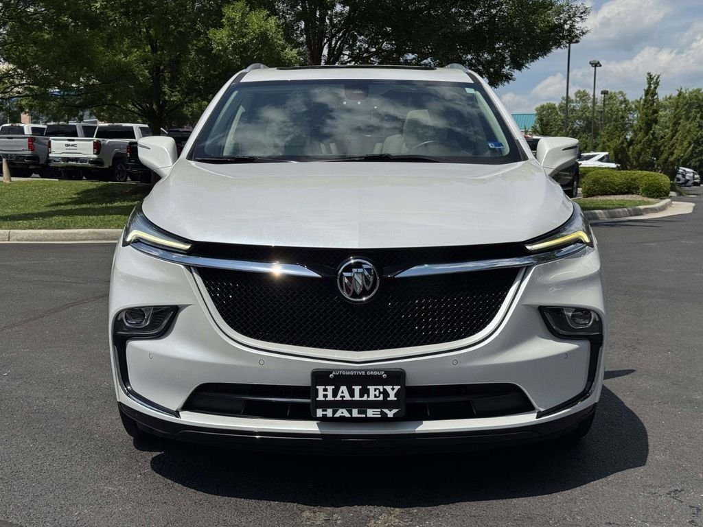 Used 2023 White Buick Essence image 28
