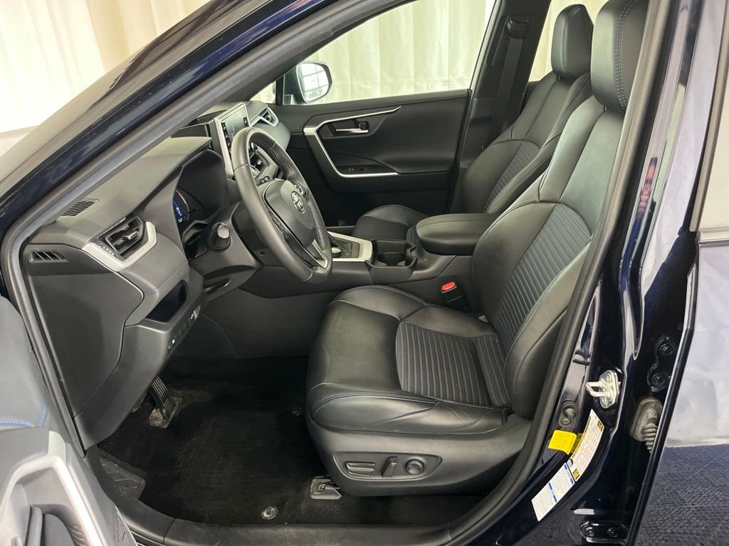 Used 2021 Blue Toyota XSE image 4