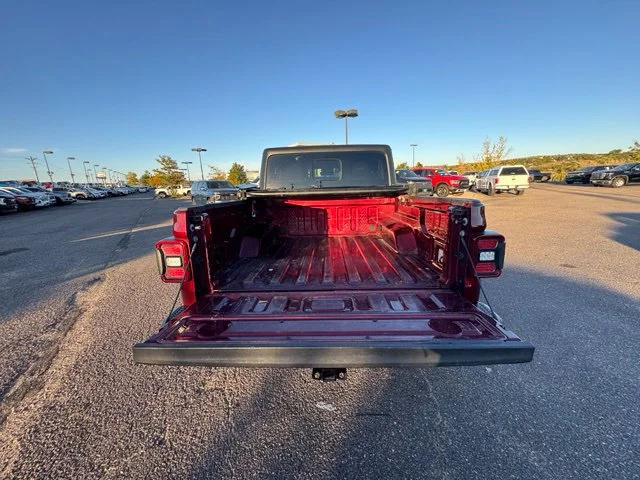 Used 2022 Red Jeep Sport S 4x4 image 24