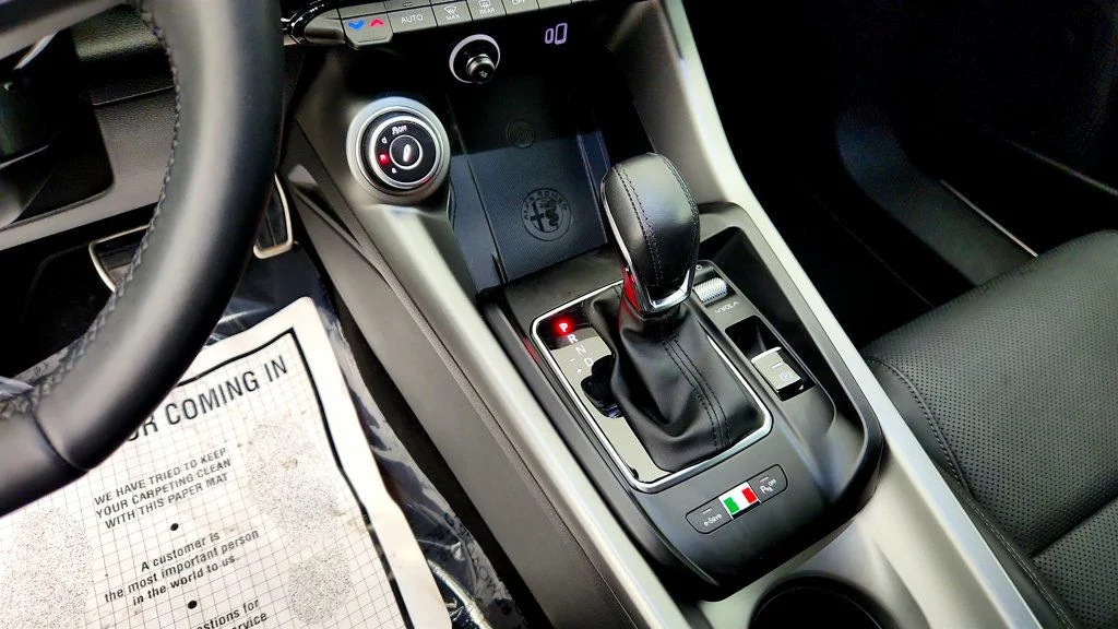 Used 2024 Grigio Ascari Metallic Alfa Romeo Veloce EAWD image 16