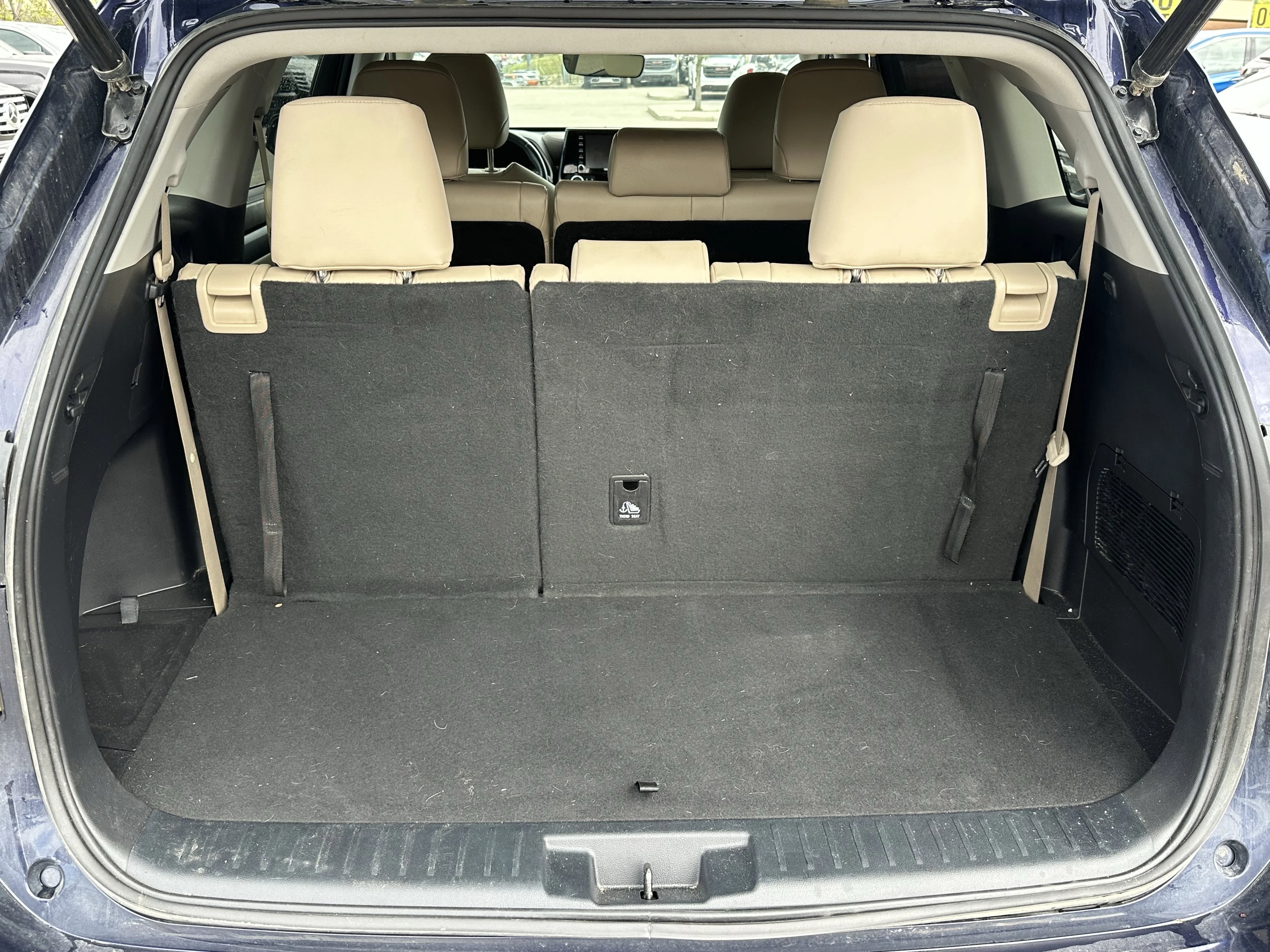 Used 2022 Blue Toyota XLE image 8