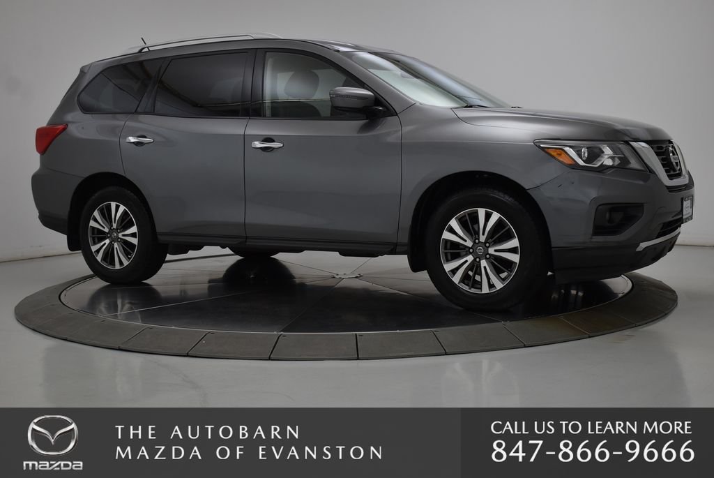 Used 2017 Gun Metallic Nissan SV image 11
