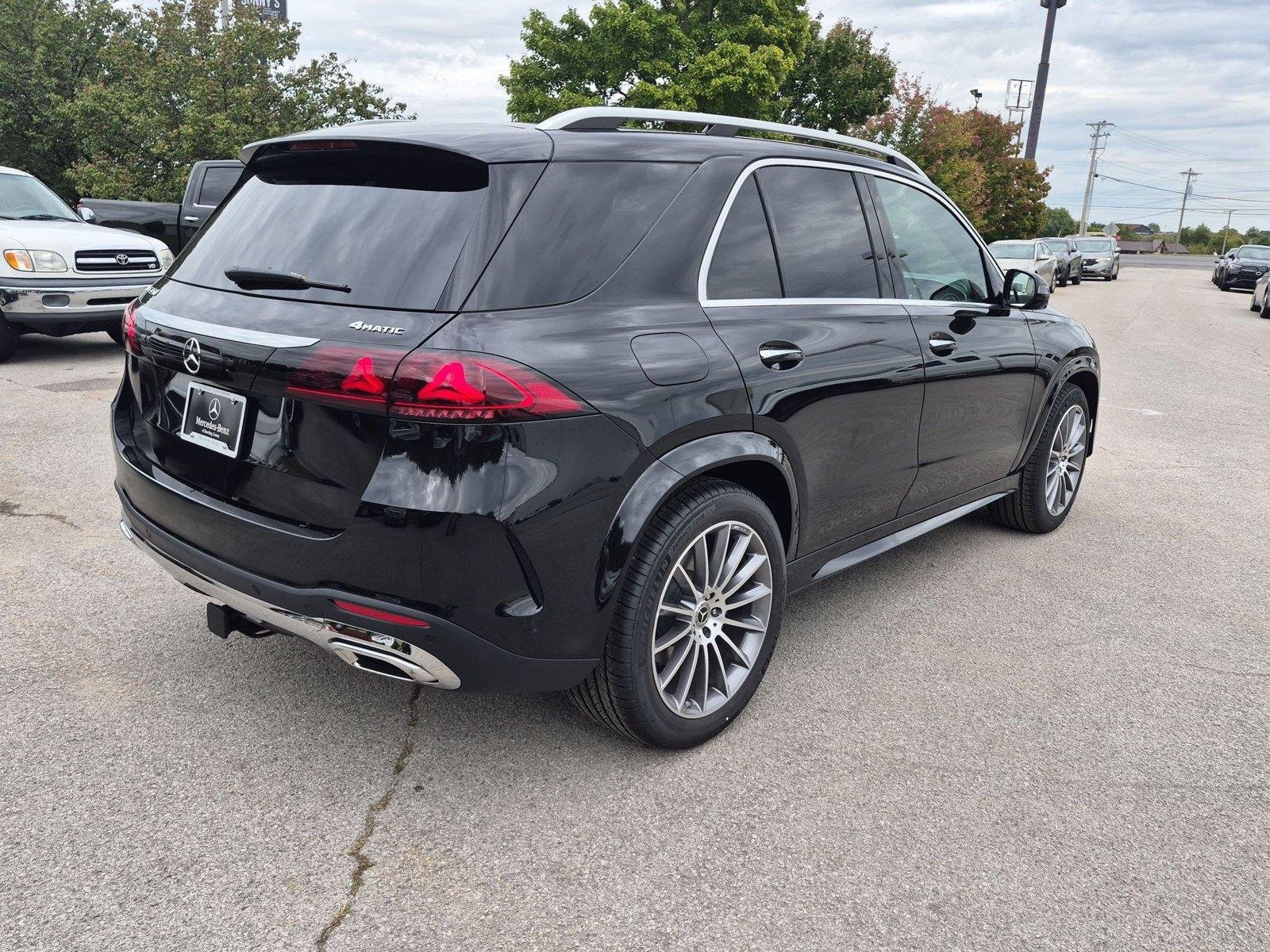 New 2027 Obsidian Black Metallic Mercedes-Benz GLE 450 image 5