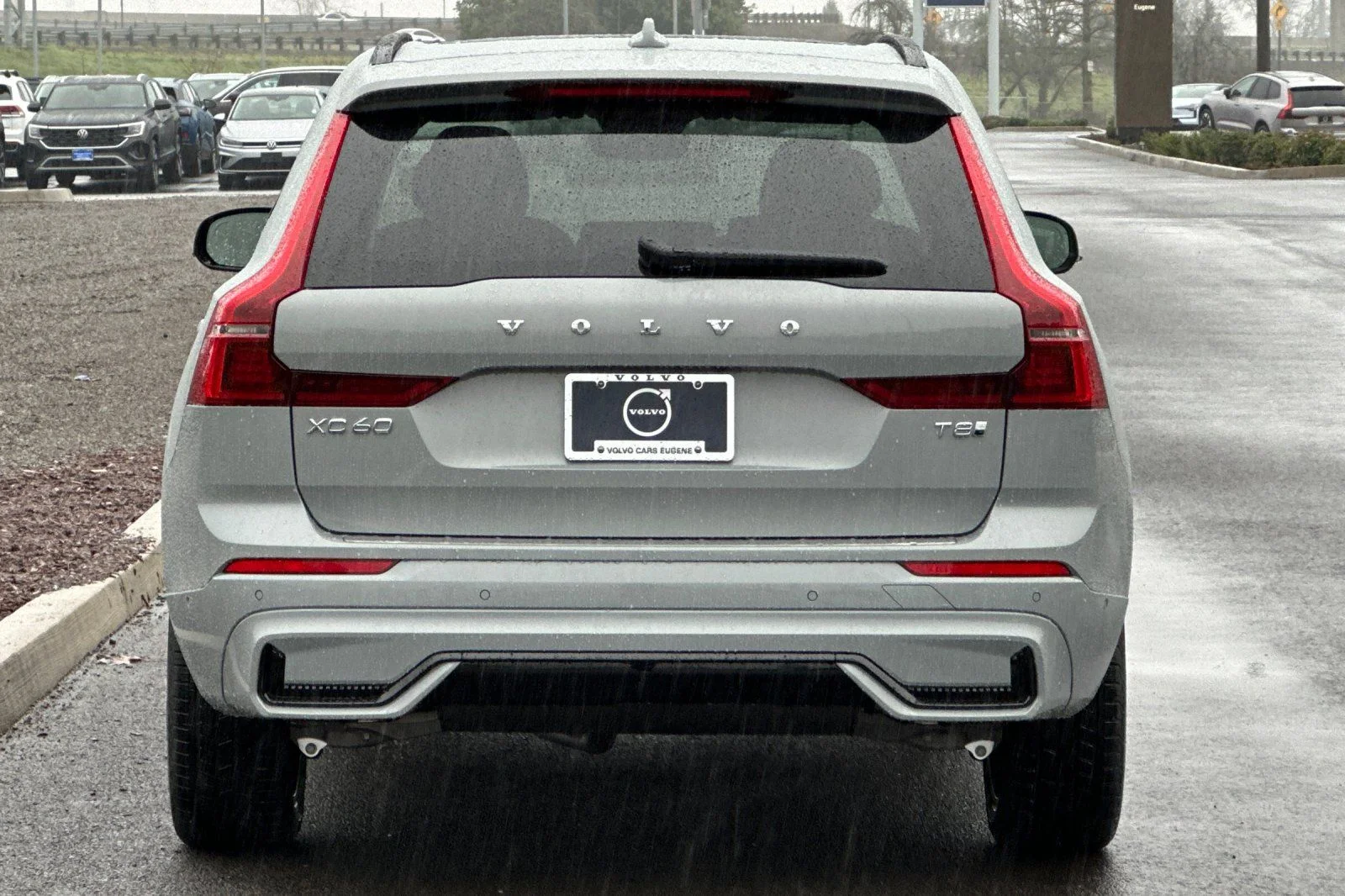 New 2026 Vapour Grey Volvo Plus image 4