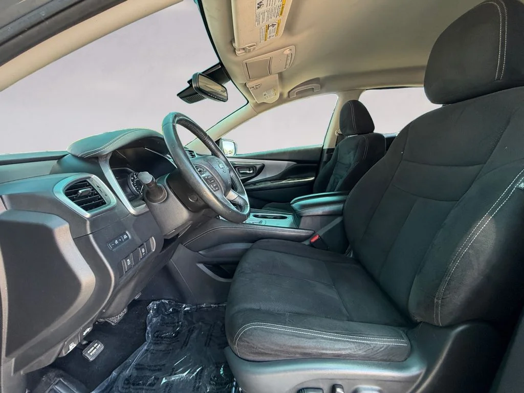 Used 2020 Gray Nissan SV image 10
