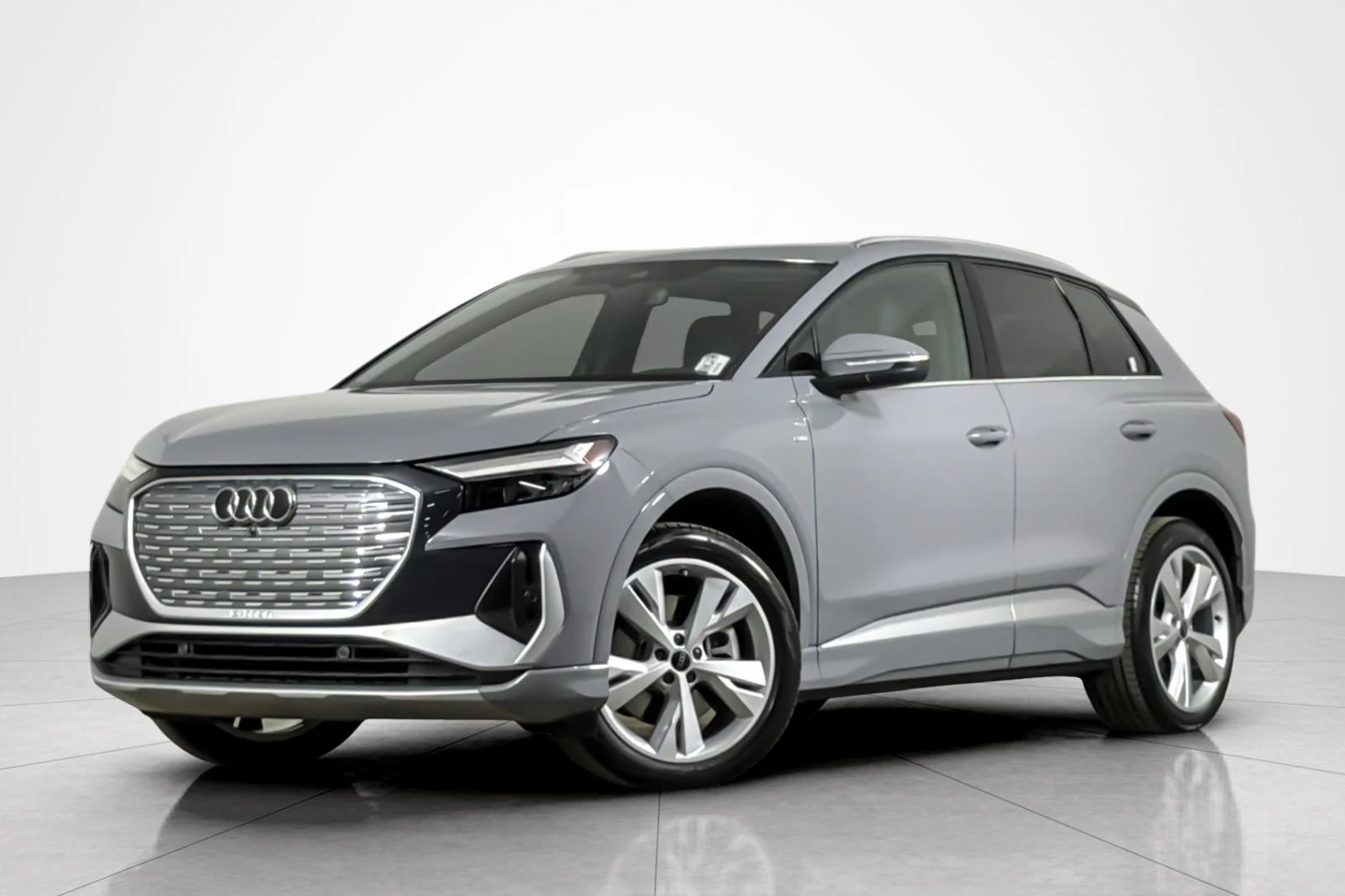 Used 2023 Pebble Gray Audi Premium 50 quattro image 1