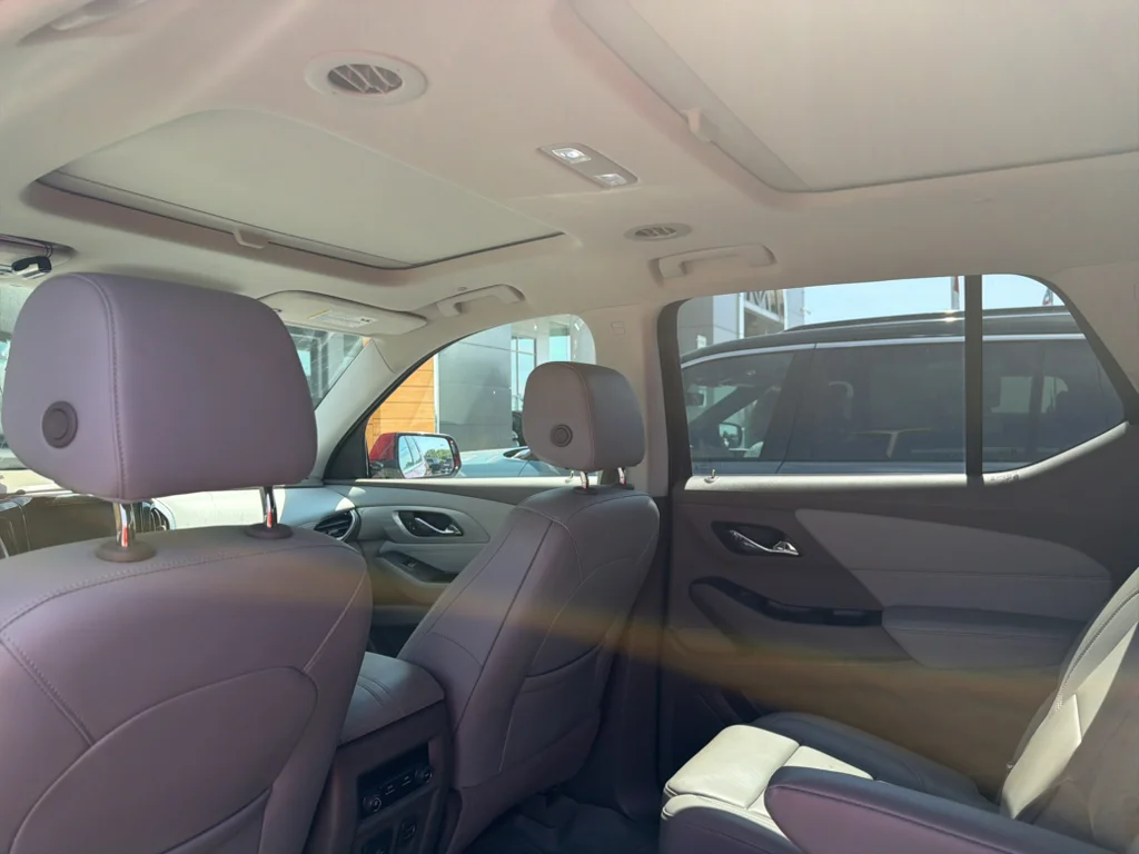 Used 2019 Cajun Red Tintcoat Chevrolet LT Leather image 9