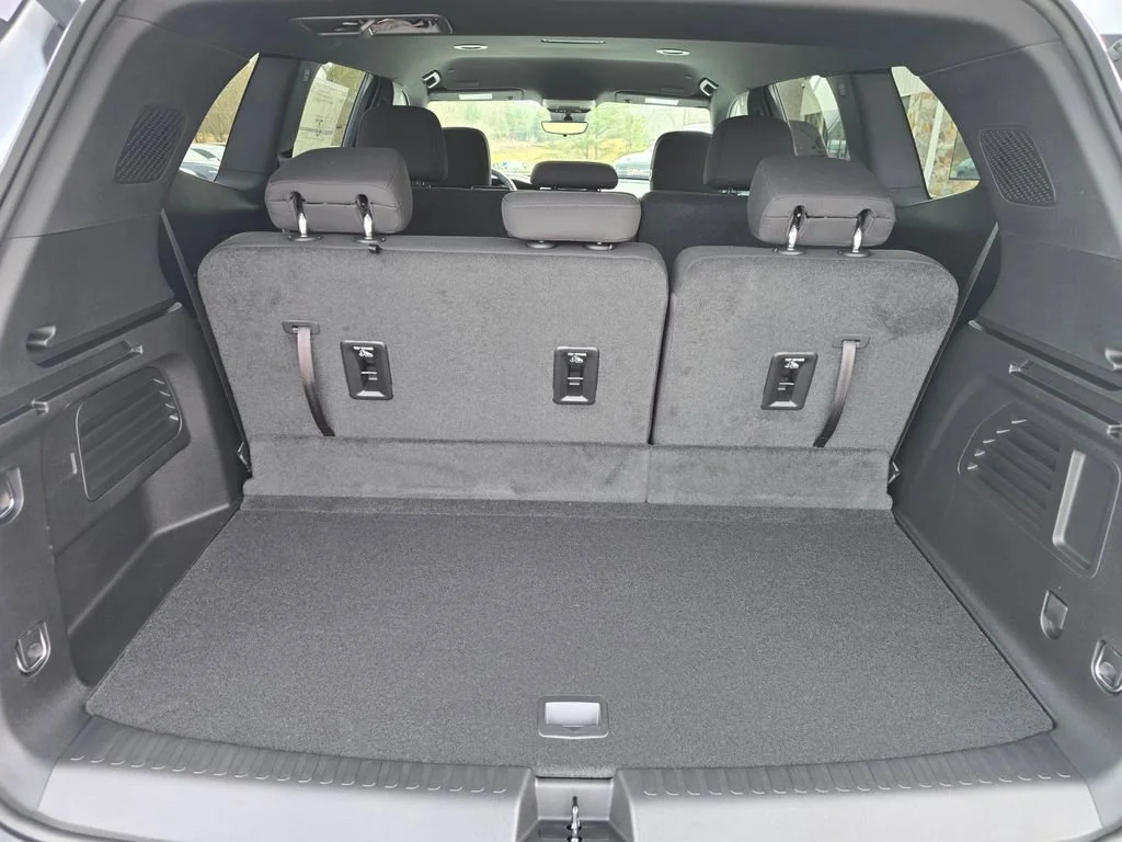 2026 GMC Acadia Elevation - Photo 14