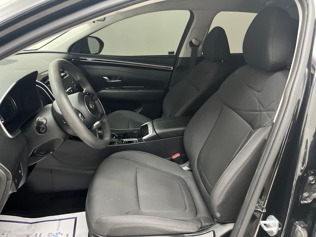 Used 2024 Black Hyundai SE image 12