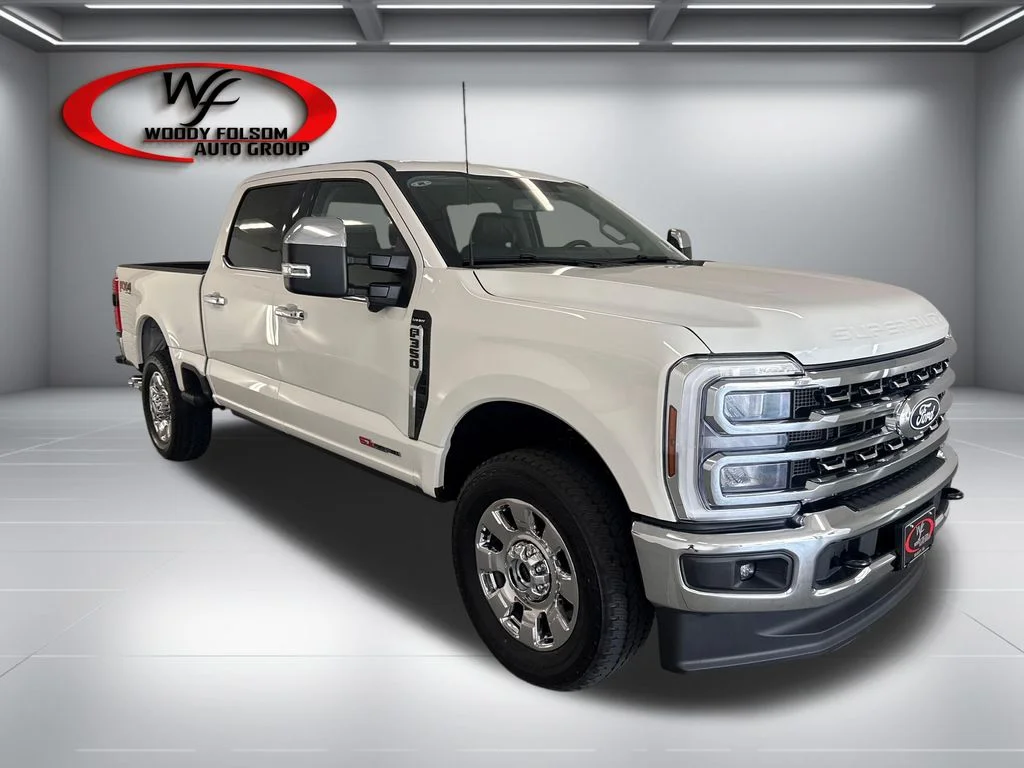 New 2027 White Ford Lariat image 3