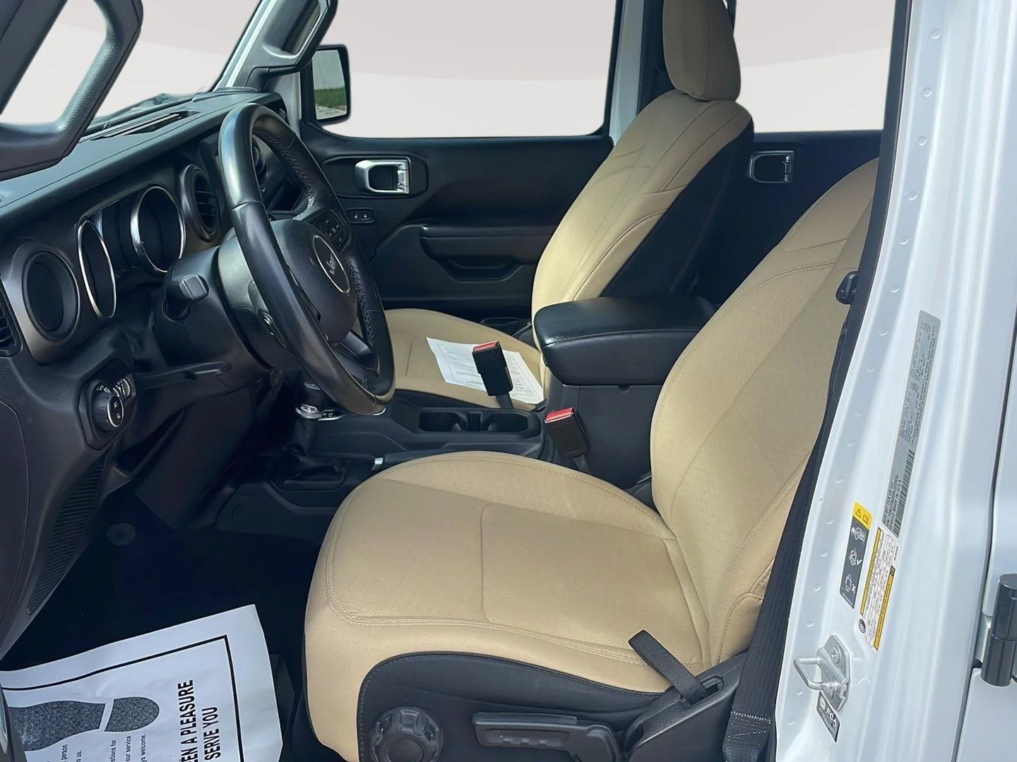 Used 2021 Bright White Clearcoat Jeep Sport S image 9