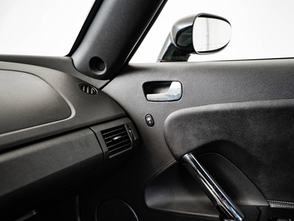 Used 2007 Black Onyx Saturn  image 40