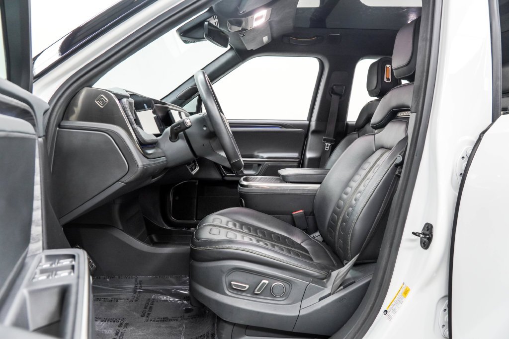 Used 2023 White Rivian Adventure Quad Motor Large Pack image 17