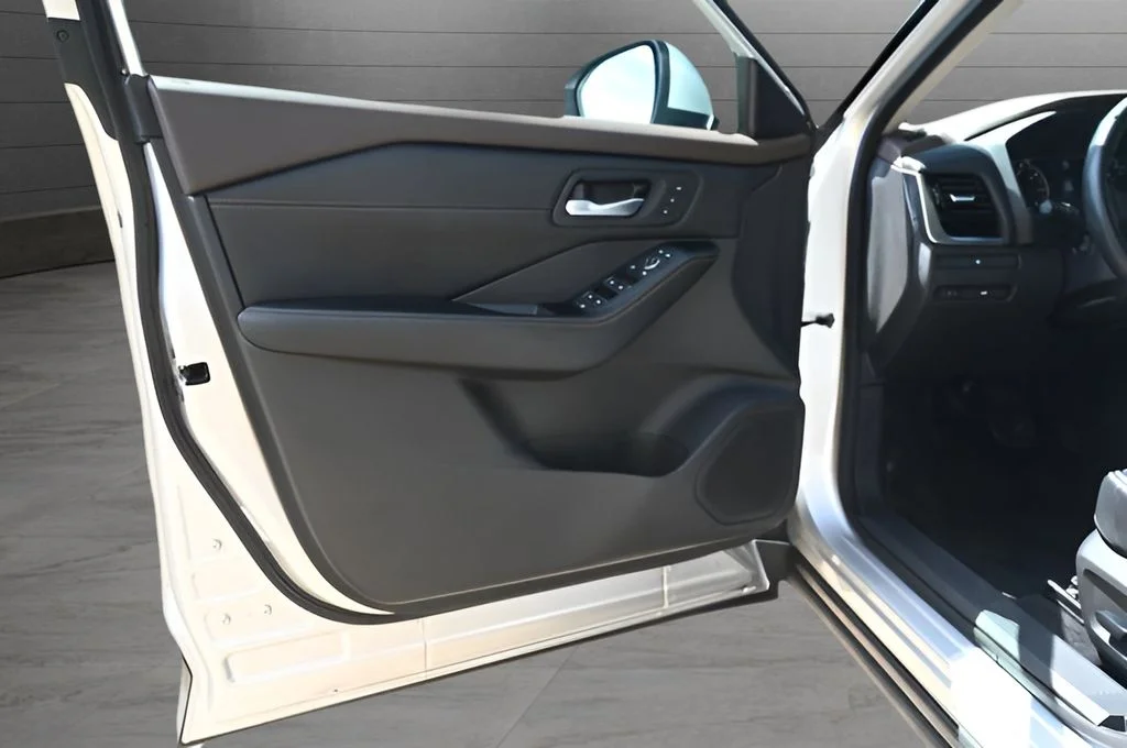 2022 Nissan Rogue SL - Photo 17