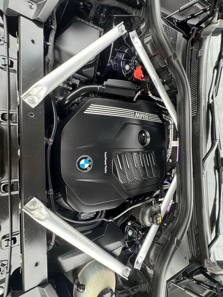 Used 2022 Black BMW xDrive40i image 28