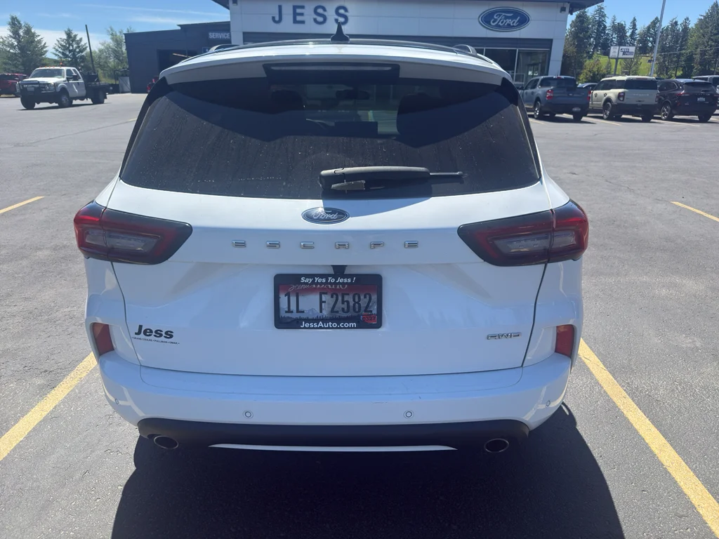 Used 2023 Oxford White Ford ST-Line image 4