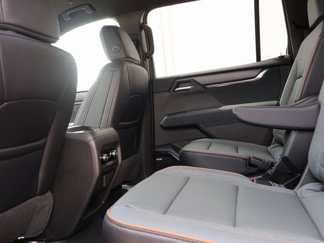 2026 GMC Acadia AT4 - Photo 17