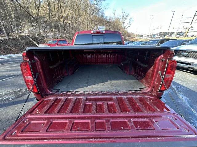 Used 2019 Red Chevrolet Z71 image 22