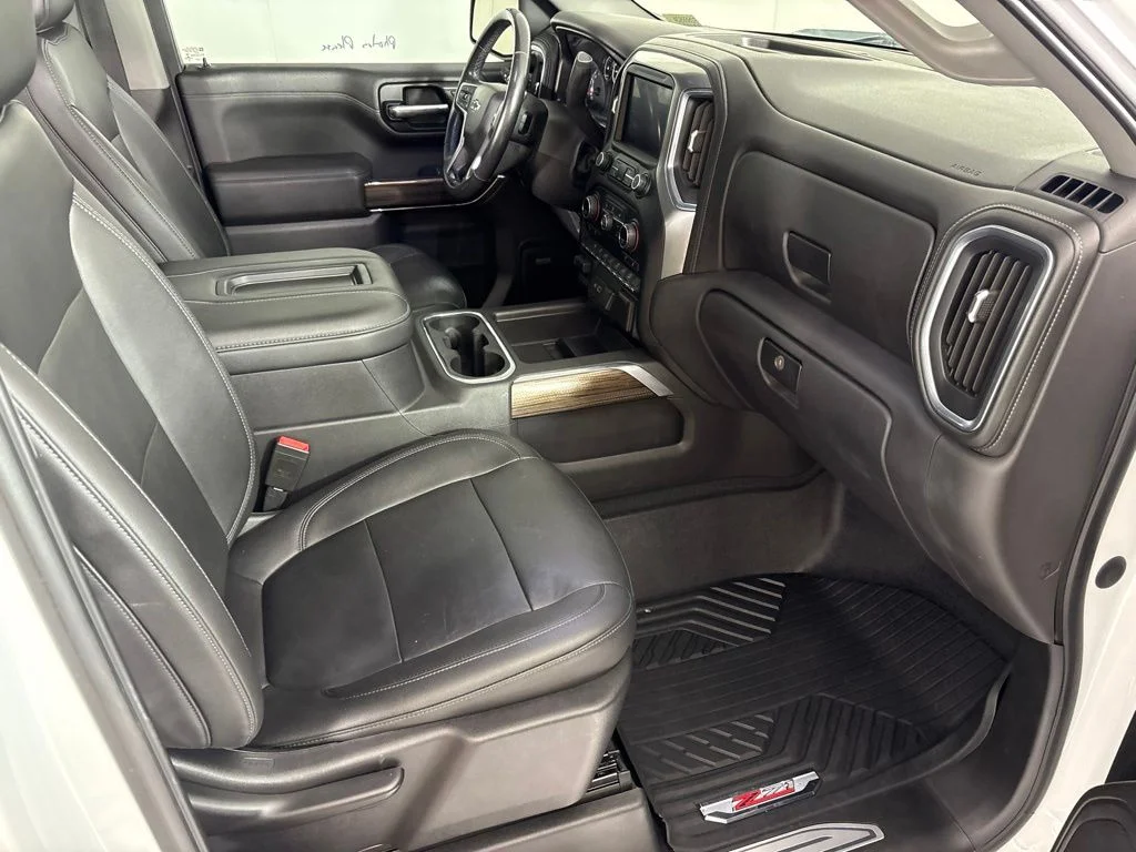 Used 2021 White Chevrolet LT Trail Boss image 26