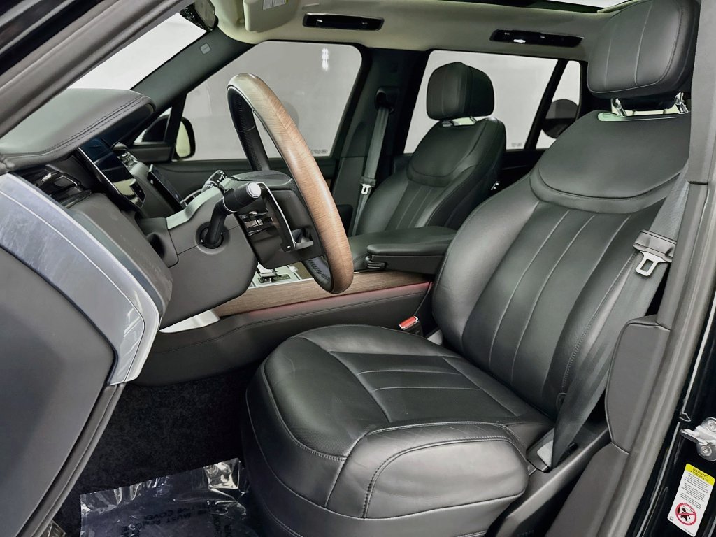 Certified Used 2025 Black Land Rover SE image 21