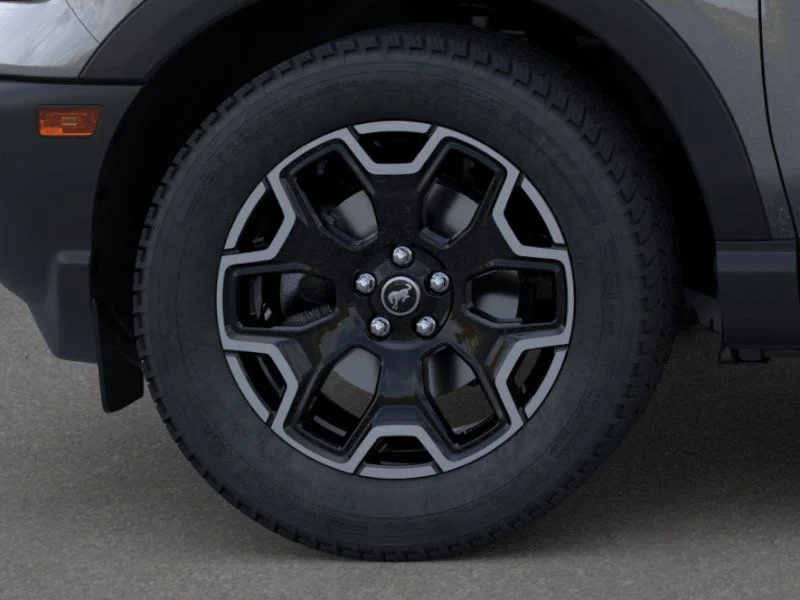 New 2025 Carbonized Gray Metallic Ford Outer Banks® image 19