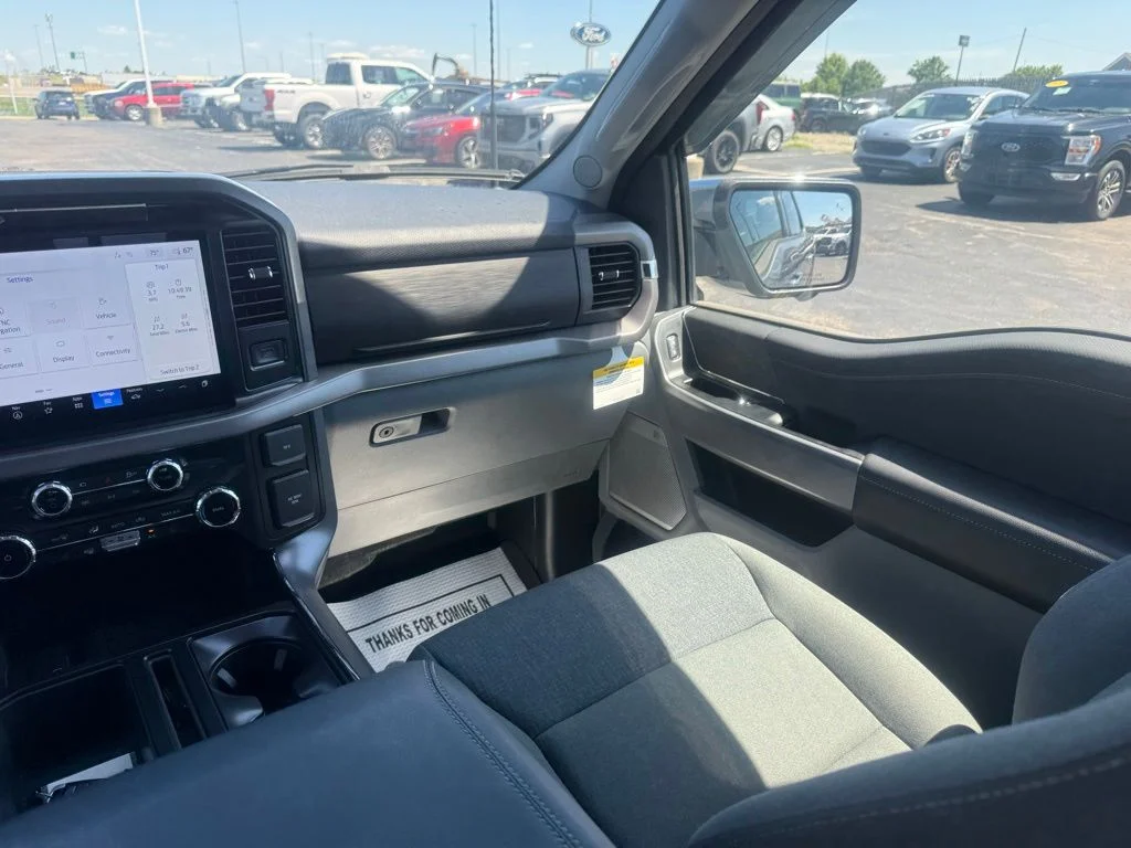 2025 Ford F-150 XLT - Photo 40
