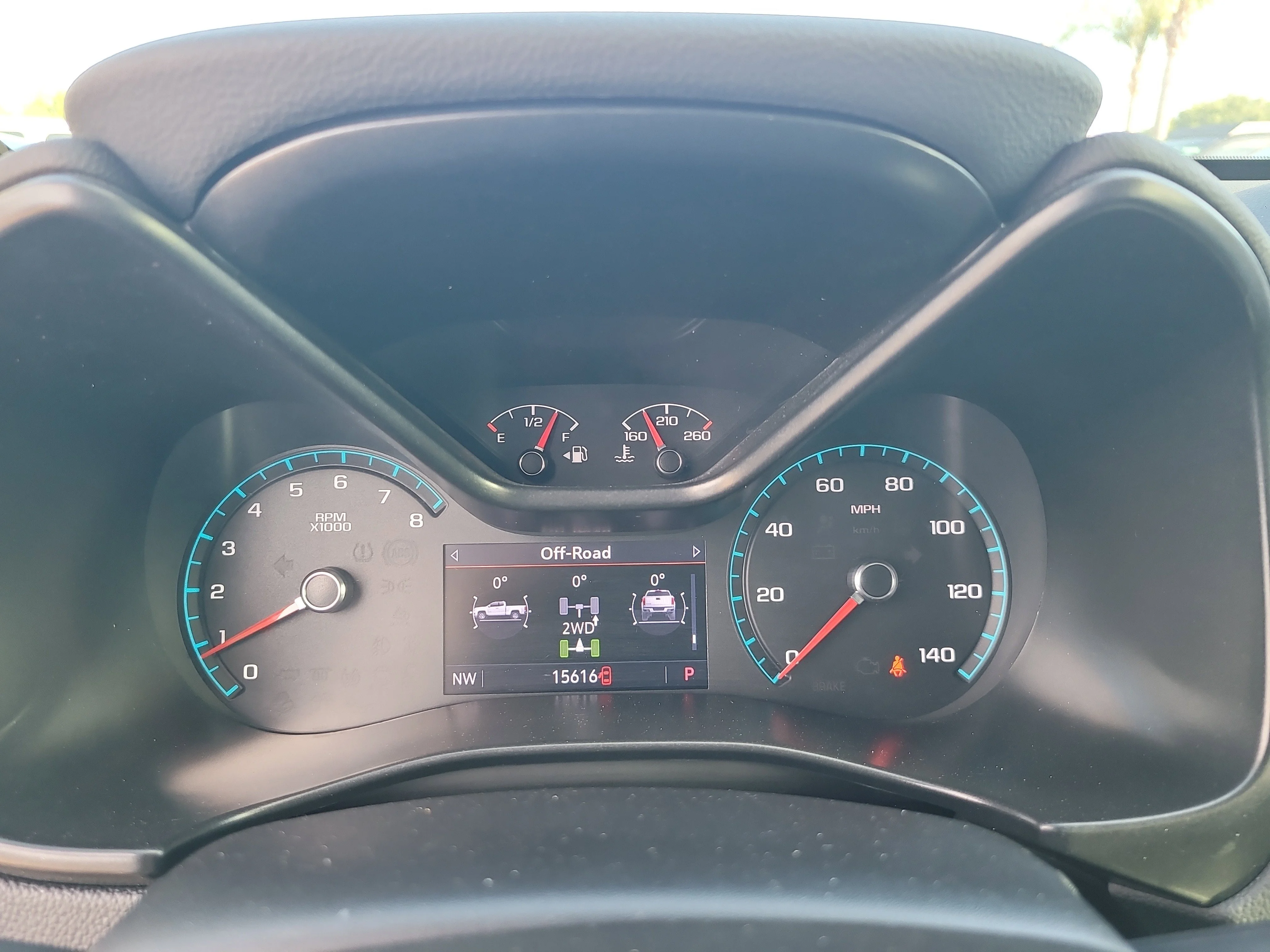 Used 2022 Summit White Chevrolet 4WD ZR2 image 30