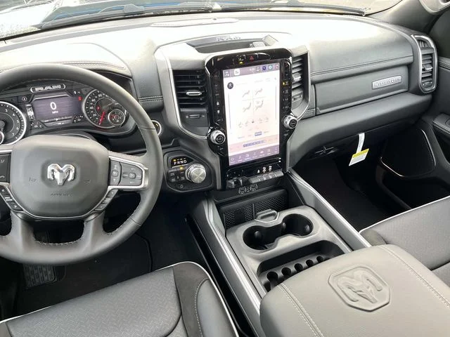 New 2026 Hydro Blue Pearl-Coat Exterior Paint RAM Laramie image 14