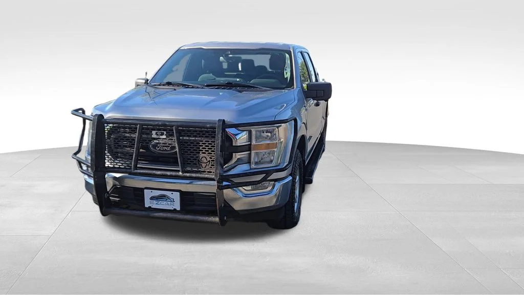 Used 2022 Silver Metallic Ford XLT image 3