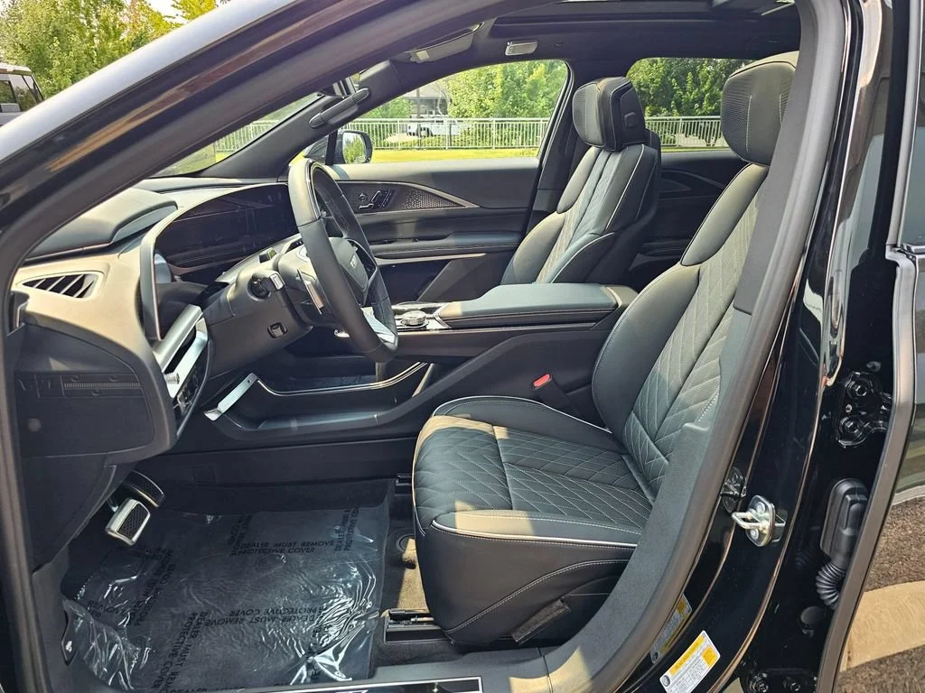 New 2026 Stellar Black Metallic Cadillac V-Series Premium image 20