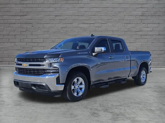 Used 2020 Gray Chevrolet LT image 1