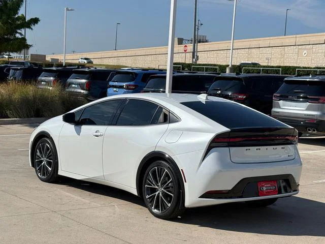 Certified Used 2023 WIND CHILL PEARL* Toyota XLE image 4
