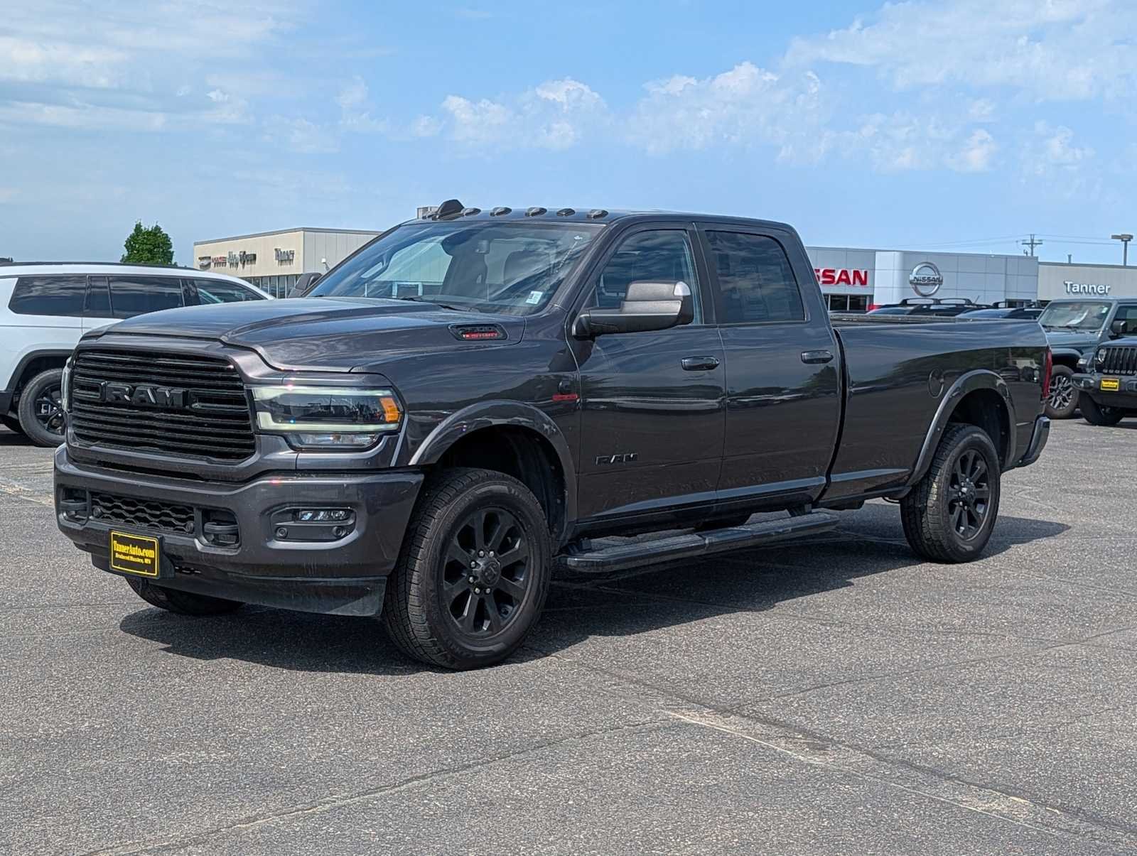 Used 2022 Granite Crystal Metallic Clearcoat Ram Laramie image 3