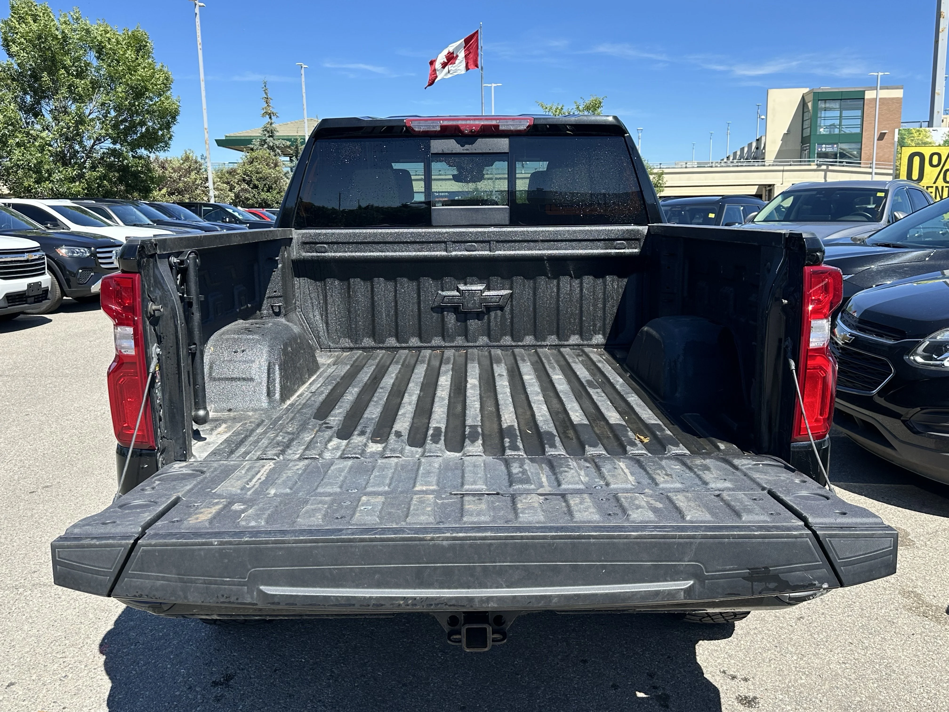 Certified Used 2025  Chevrolet ZR2 image 8