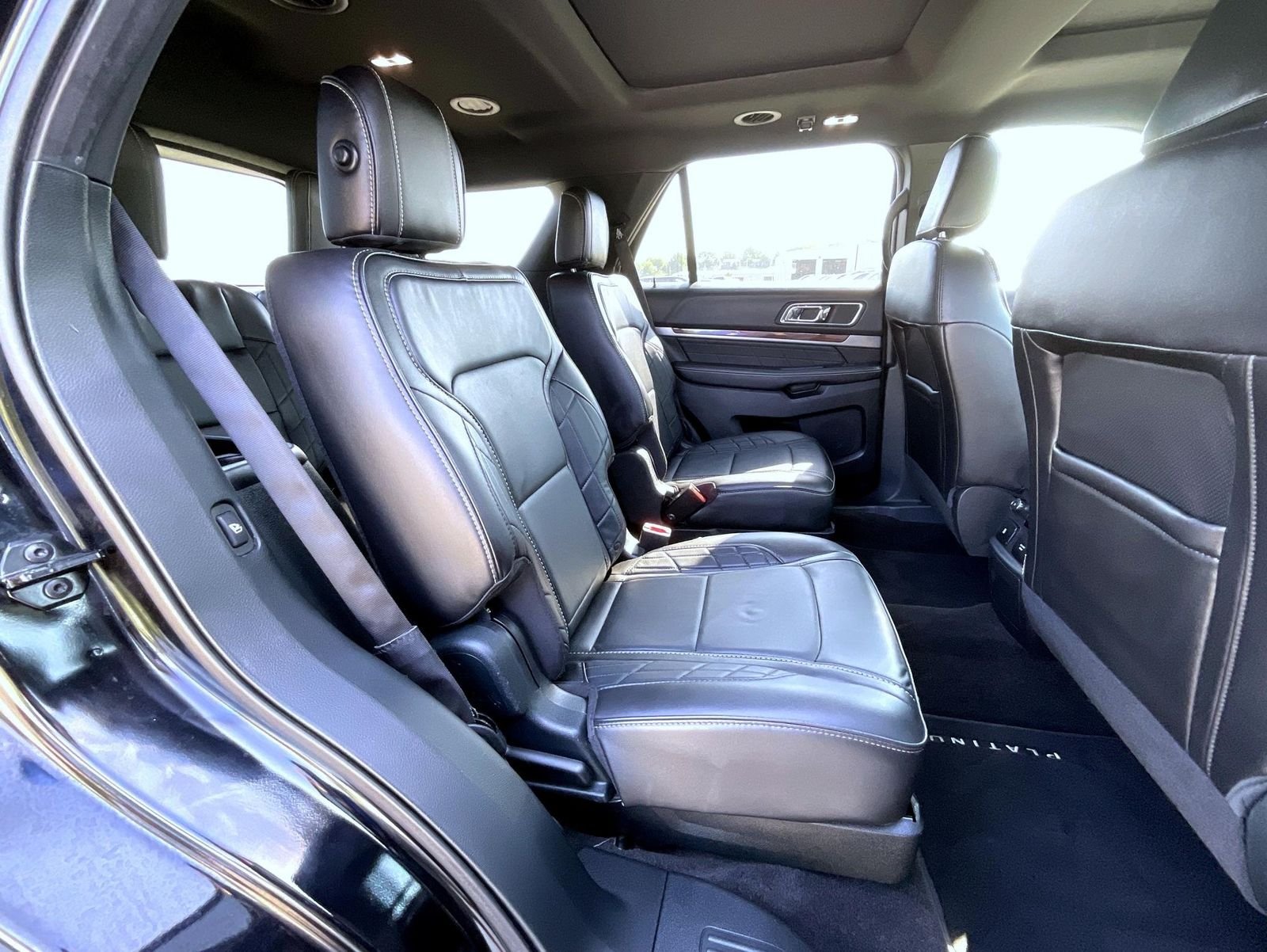 Used 2018 Black Ford Platinum image 19