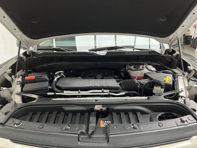 Used 2026 White Sands Chevrolet RST image 31
