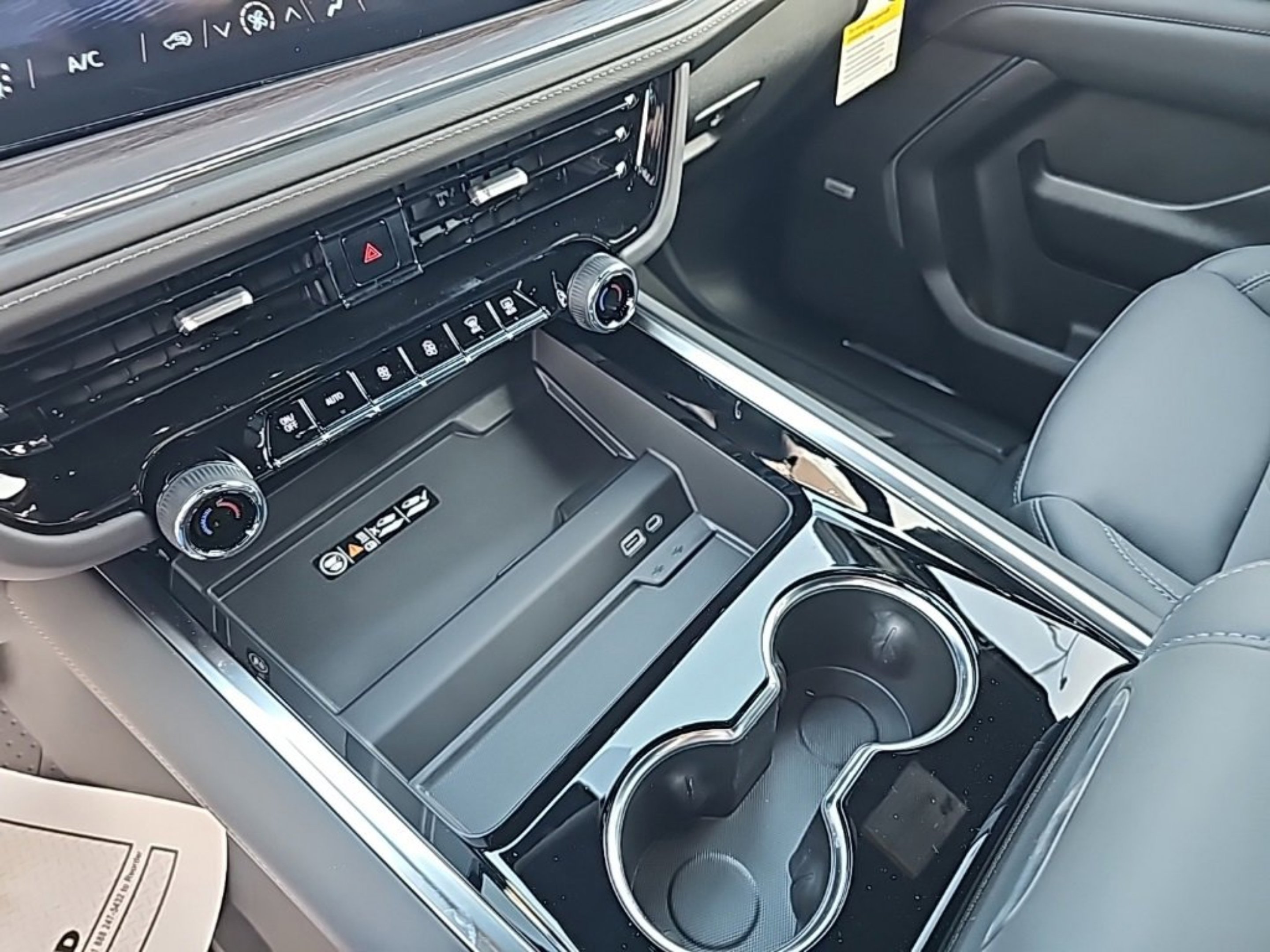 2026 Chevrolet Tahoe LT - Photo 24