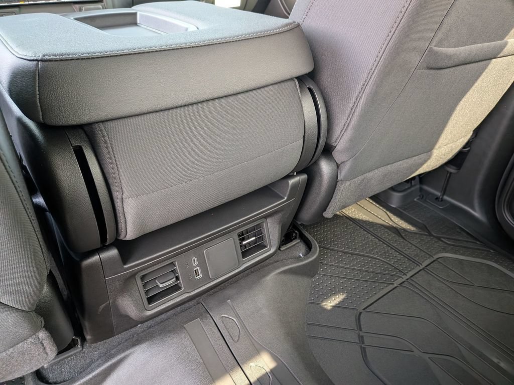2026 Chevrolet Silverado 1500 Custom - Photo 33