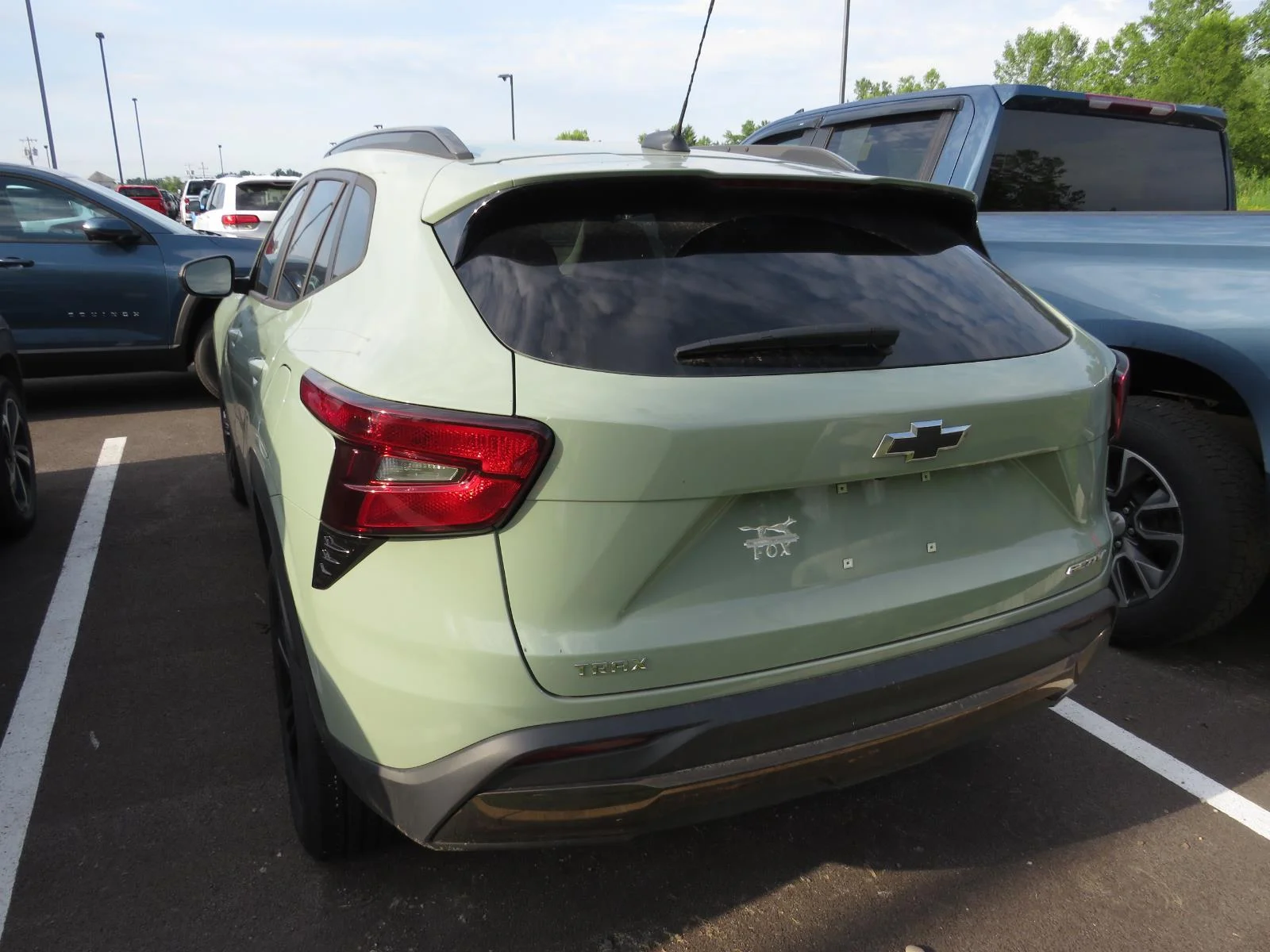 Used 2025 Cacti Green Chevrolet ACTIV image 9